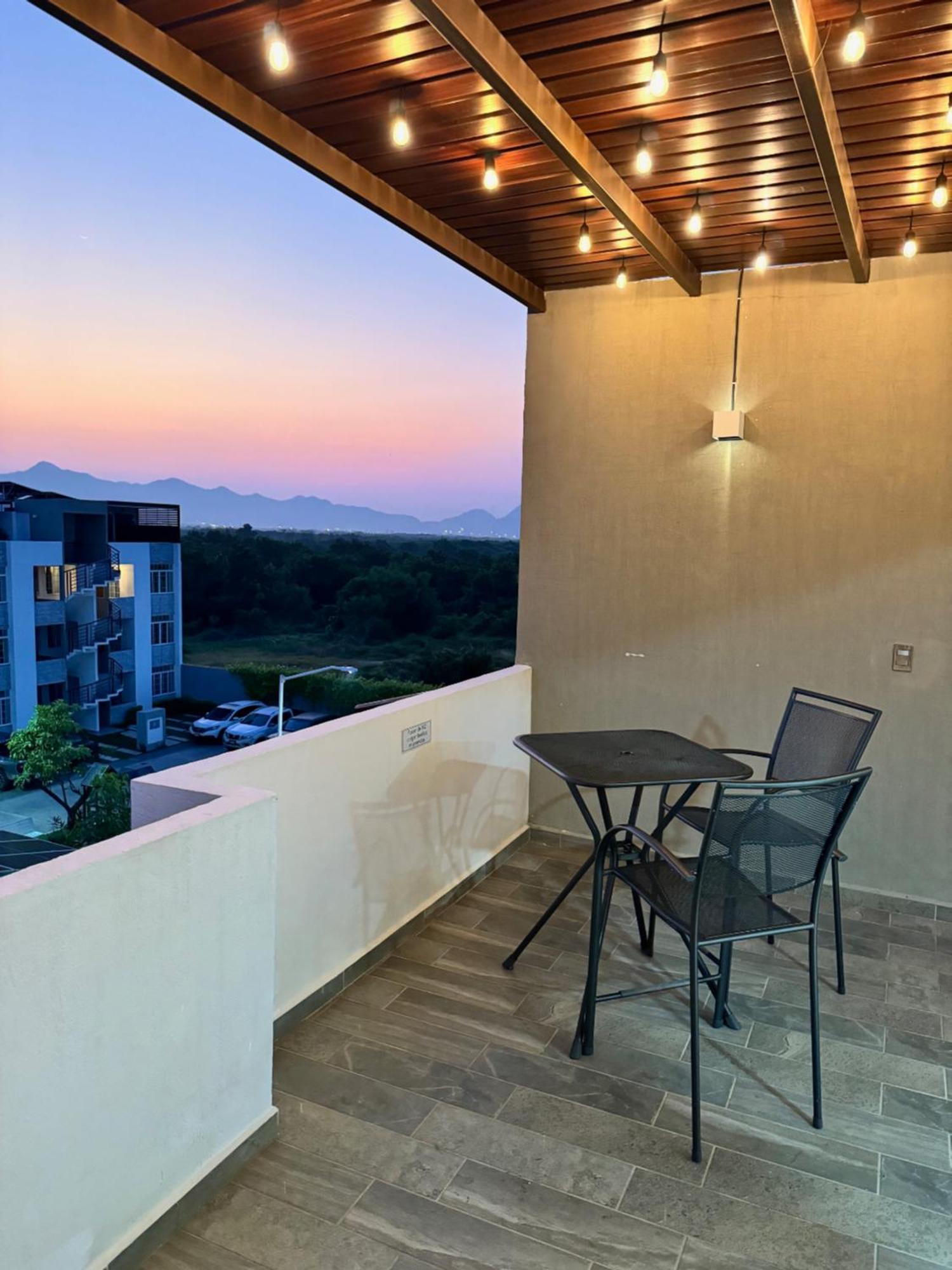 Appartamento Penthouse Manzanillo exclusivo con alberca Esterno foto